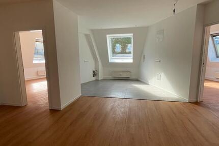 Wohnung Dresden Cotta - 5 Zimmer, 141 m&sup2;, 1.420&euro; | Angebot:20452324