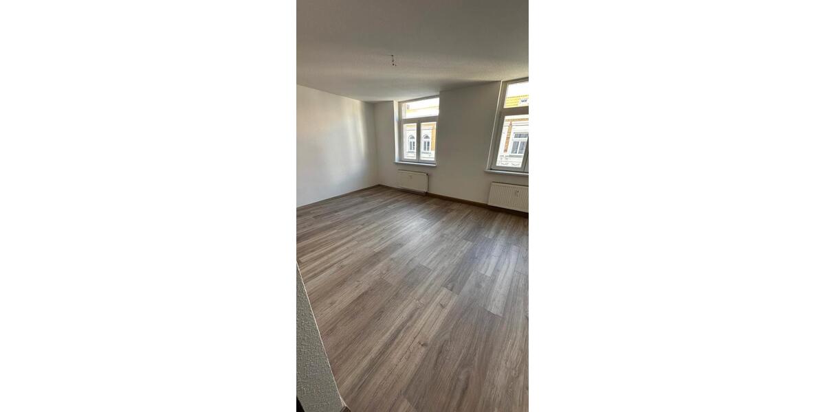 Etagenwohnung Groitzsch - 1 Zimmer, 30 m&sup2;, 190&euro; | Angebot:26279416