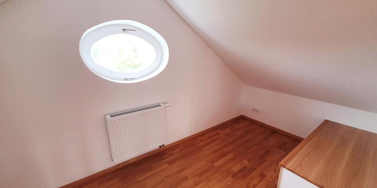 Exklusive 4-Zimmer-Wohnung - mit Einbauküche- hochwertig ausgestattet! - Maisonettenwohnung Chemnitz Kapellenberg | Angebot:26931497