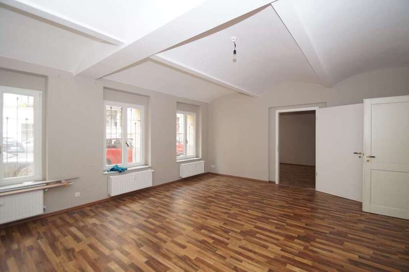 Erweiterung möglich! Ladeneinheit mit 92m² im Waldstraßenviertel! 3 zimmer