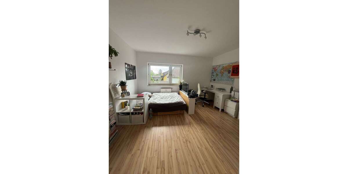 Etagenwohnung Siegburg Dreesch - 3 Zimmer, 94 m&sup2;, 1.095&euro; | Angebot:26821641