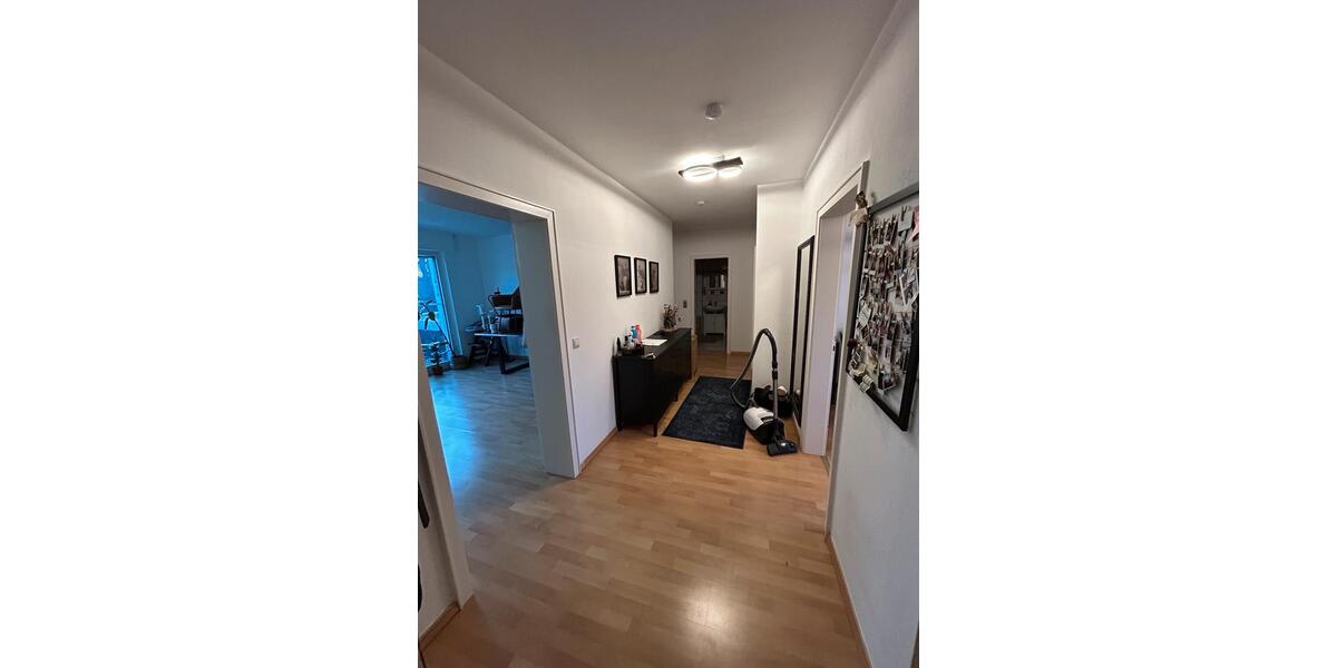 Etagenwohnung Gladbeck Brauck - 4.5 Zimmer, 147 m&sup2;, 1.400&euro; | Angebot:25177774
