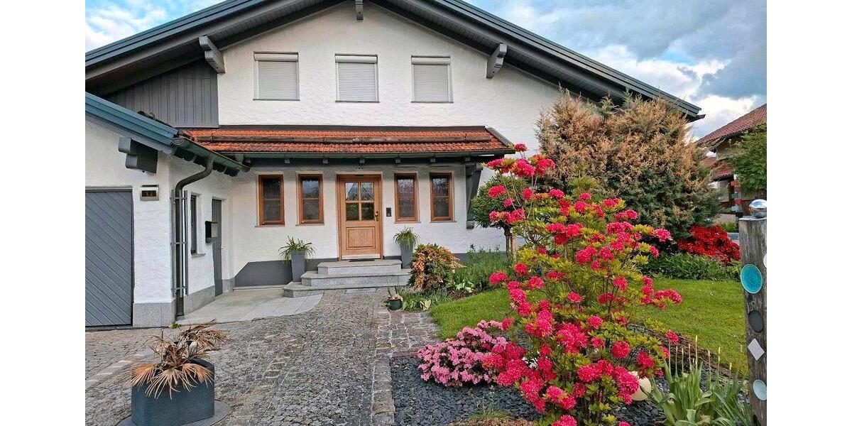 Erdgeschoßwohnung Untergriesbach - 5 Zimmer, 142 m&sup2;, 950&euro; | Angebot:26698834