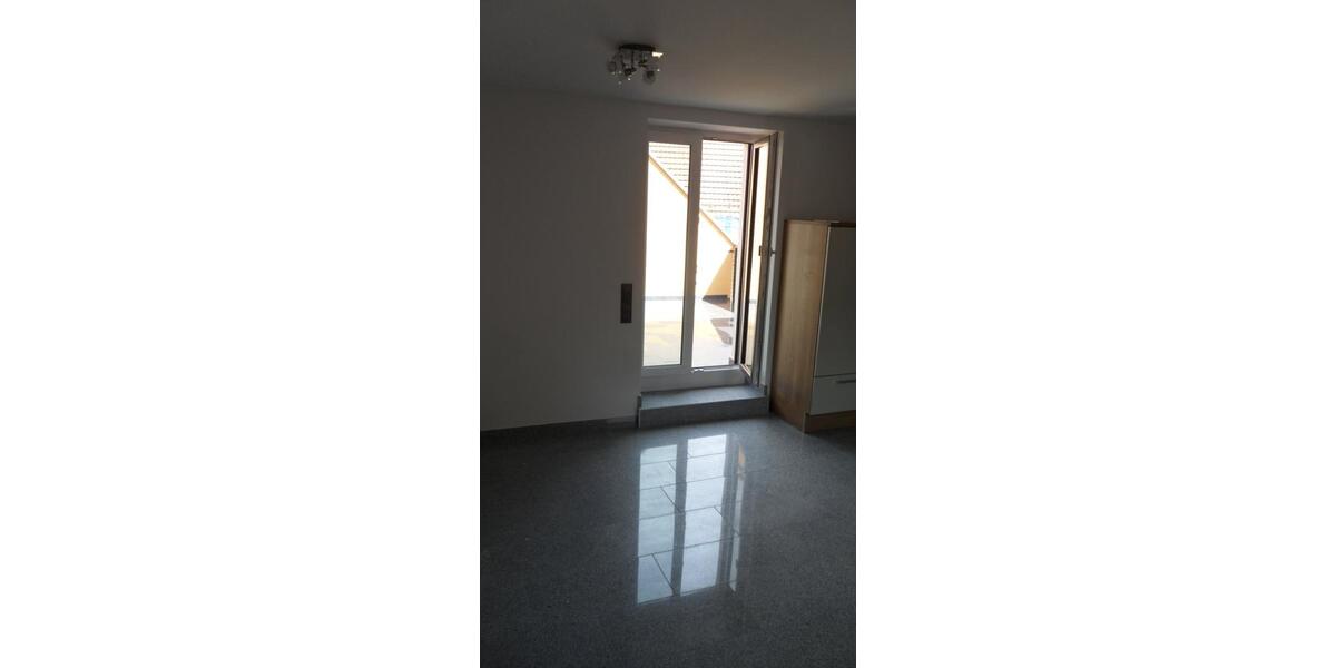 Maisonettenwohnung Brackenheim - 4.5 Zimmer, 92 m&sup2;, 975&euro; | Angebot:26251878