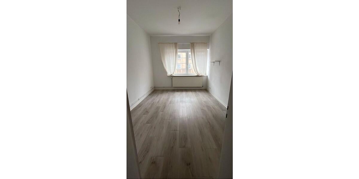 Etagenwohnung Hannover Herrenhausen-Stöcken - 1 Zimmer, 13 m&sup2;, 535&euro; | Angebot:25978191