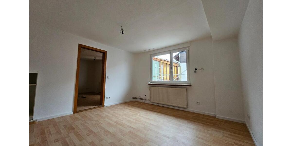 Modernisiertes 6-ZKB-Haus mit Hof, Garage & Hobbyraum 6 zimmer