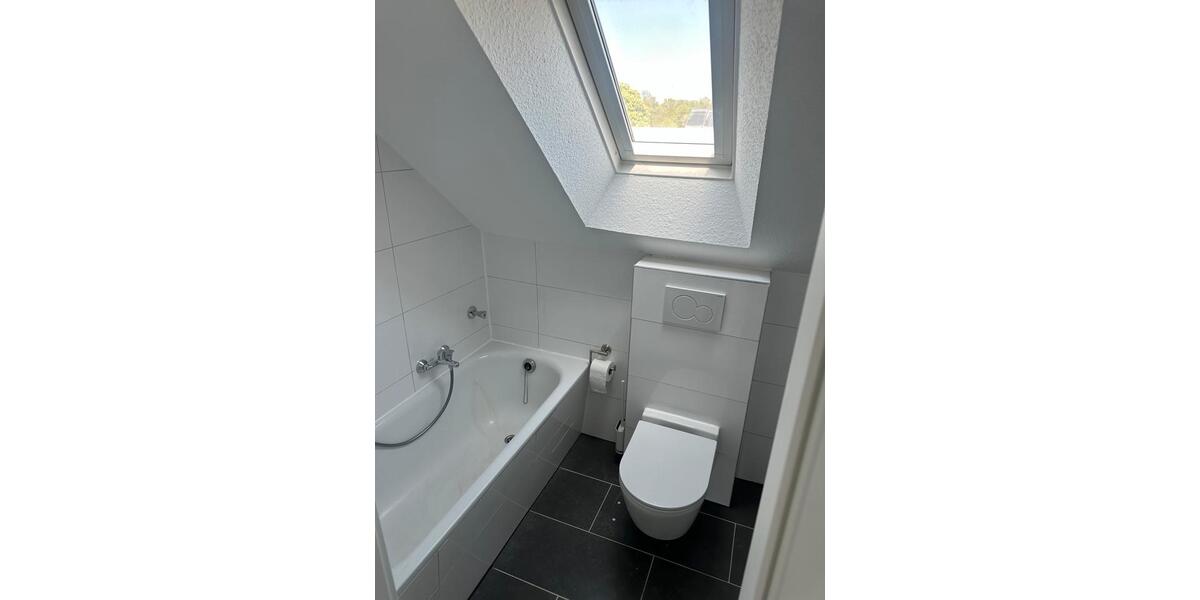 Dachgeschoßwohnung Dortmund Hombruch - 3 Zimmer, 60 m&sup2;, 675&euro; | Angebot:26231924