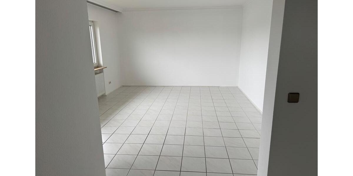 Etagenwohnung Pliezhausen - 2.5 Zimmer, 70 m&sup2;, 900&euro; | Angebot:26625823