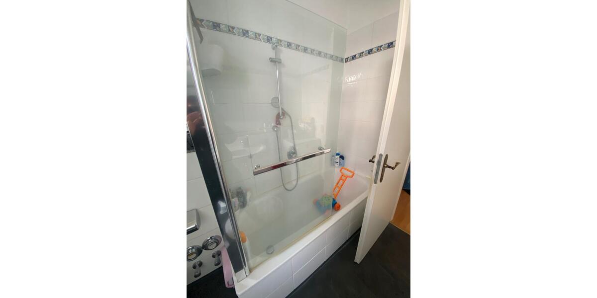 Erdgeschoßwohnung Hanau Lamboy - 4 Zimmer, 120 m&sup2;, 600&euro; | Angebot:26632479