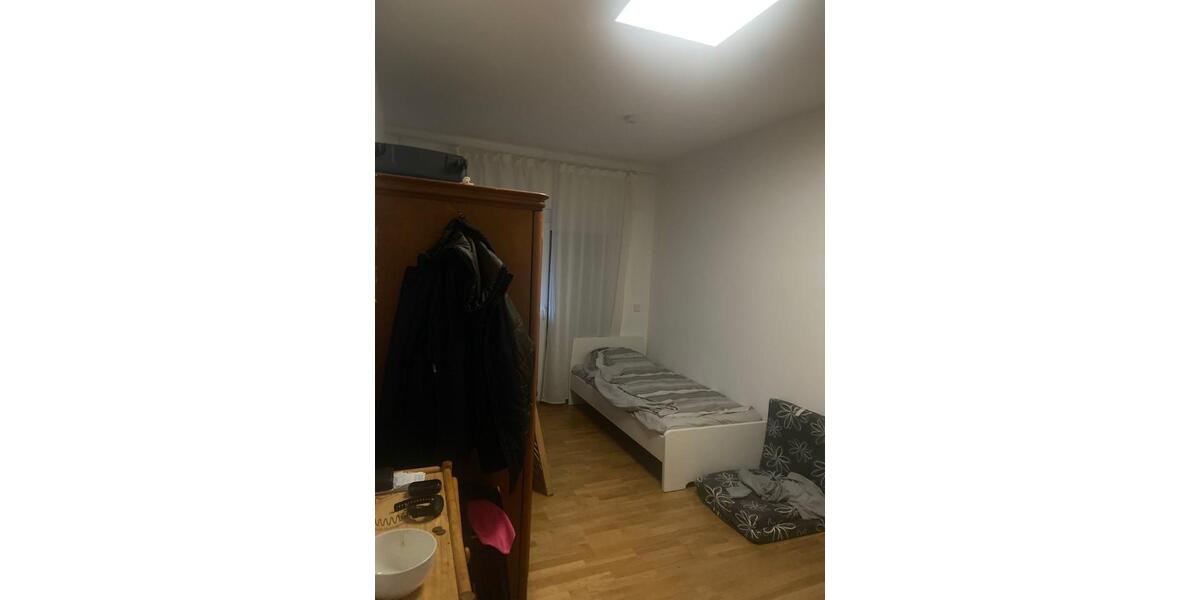 Wohnen auf Zeit Würzburg Steinbachtal - 2 Zimmer, 17 m&sup2;, 411&euro; | Angebot:25375877