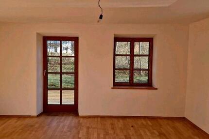Wohnung Gangkofen - 3 Zimmer, 131 m&sup2;, 850&euro; | Angebot:26038541