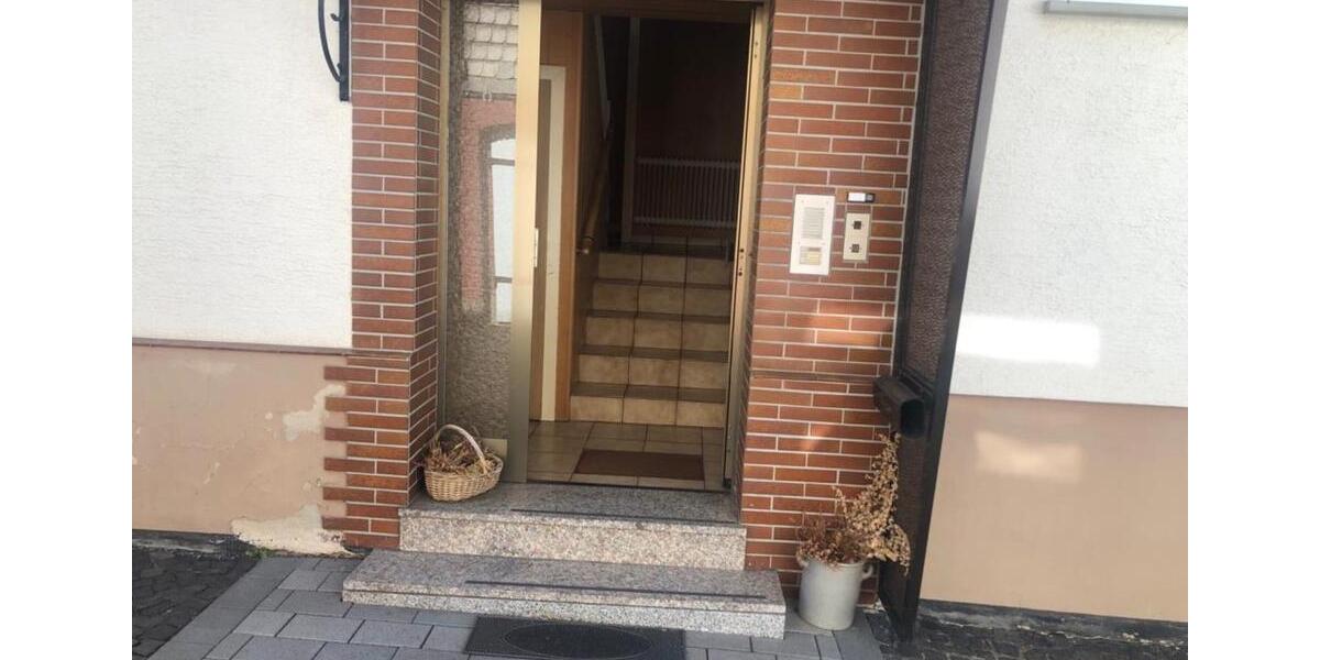 Einfamilienhaus Bebra - 10 Zimmer, 282 m&sup2;, 2.190&euro; | Angebot:25239180