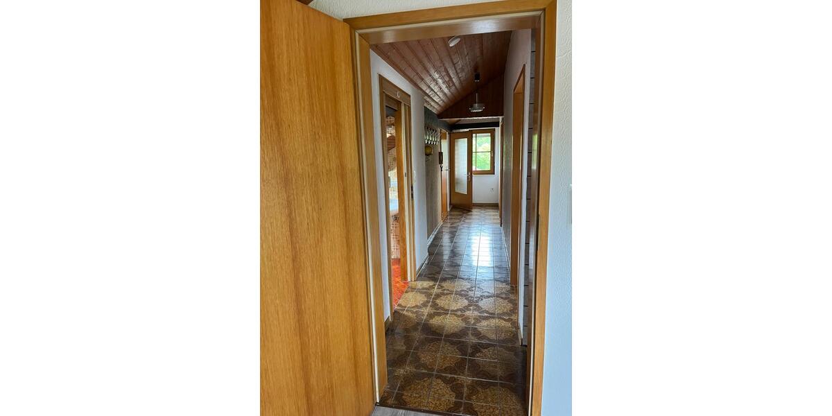 Dachgeschoßwohnung Gersfeld (Rhön) - 2 Zimmer, 50 m&sup2;, 450&euro; | Angebot:26335169