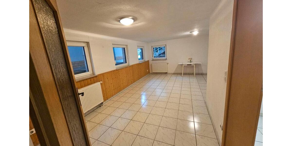 Doppelhaushälfte Frankenthal (Pfalz) - 4 Zimmer, 150 m&sup2;, 1.500&euro; | Angebot:26323073