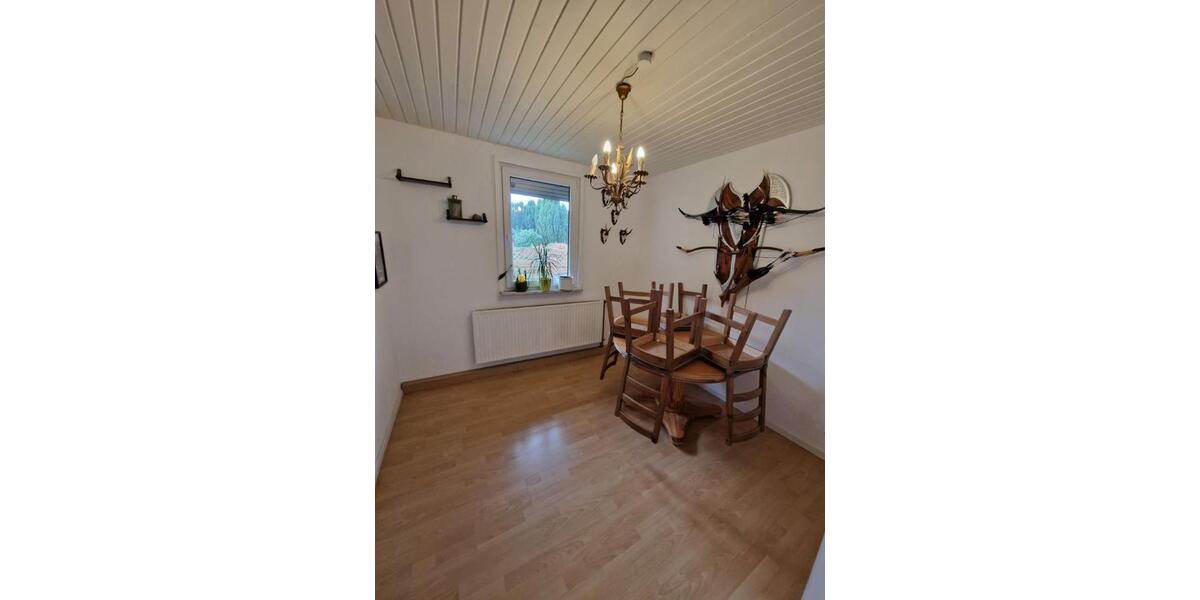 Bungalow Sarstedt - 6 Zimmer, 125 m&sup2;, 1.100&euro; | Angebot:24490456