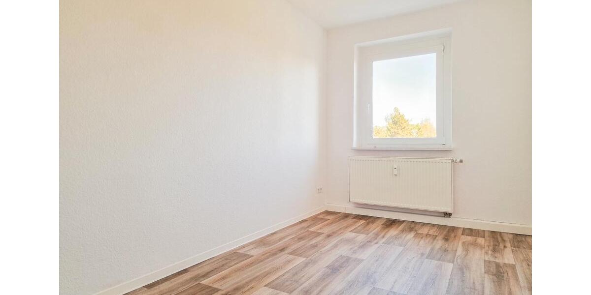Etagenwohnung Glauchau - 4 Zimmer, 70 m&sup2;, 364&euro; | Angebot:26560810