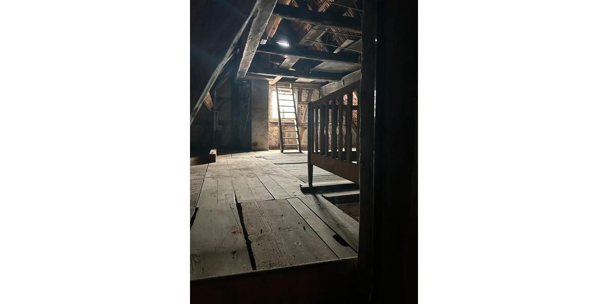 Einfamilienhaus Albstadt Gemarkung Onstmettingen - 5 Zimmer, 180 m&sup2;, 1.600&euro; | Angebot:26526993