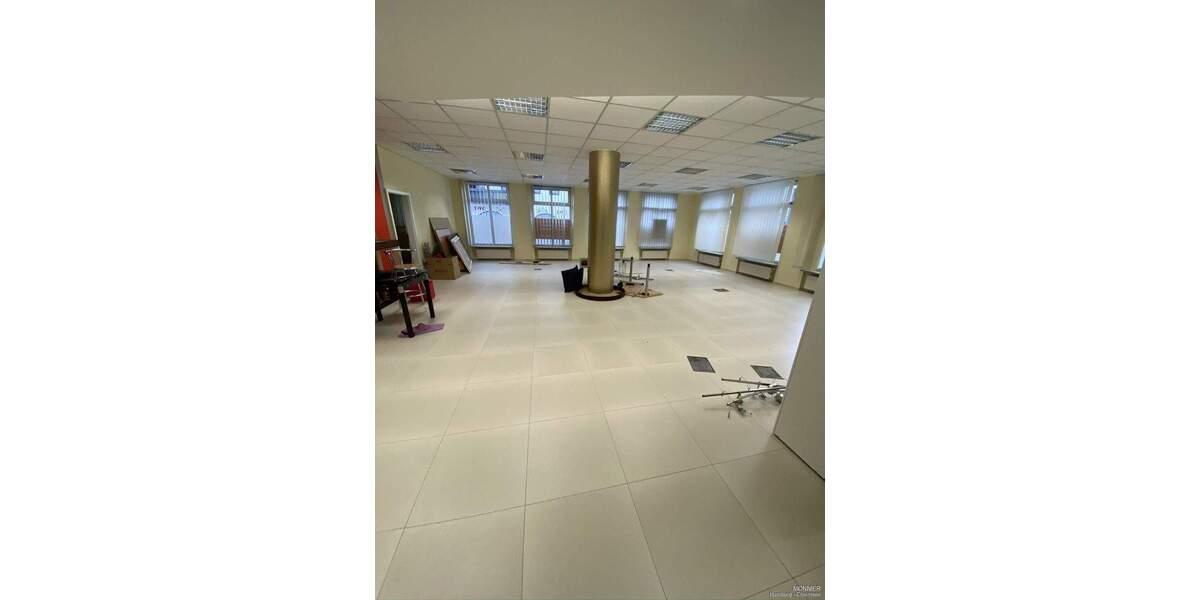 Gewerbeobjekt Kolbermoor - 4 Zimmer, 248 m&sup2;, 3.375&euro; | Angebot:25727375