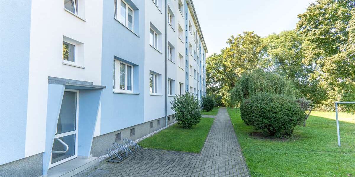 Etagenwohnung Zwenkau - 2 Zimmer, 50 m&sup2;, 345&euro; | Angebot:26834620