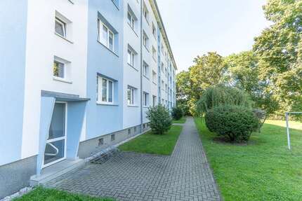 Wohnung Zwenkau - 2 Zimmer, 50 m&sup2;, 345&euro; | Angebot:26834620