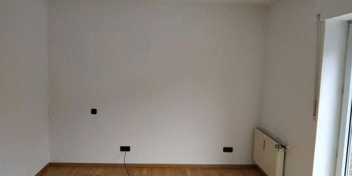 Etagenwohnung Krefeld Hüls - 2 Zimmer, 74 m&sup2;, 850&euro; | Angebot:25044942
