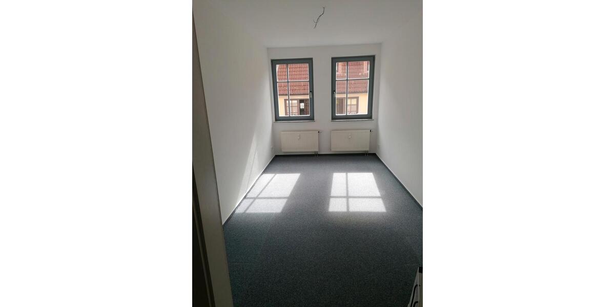 Etagenwohnung Artern - 4 Zimmer, 111 m&sup2;, 650&euro; | Angebot:26476623