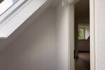 Dachgeschoßwohnung Düsseldorf Stadtbezirk 9 - 2 Zimmer, 49 m&sup2;, 590&euro; | Angebot:26603069