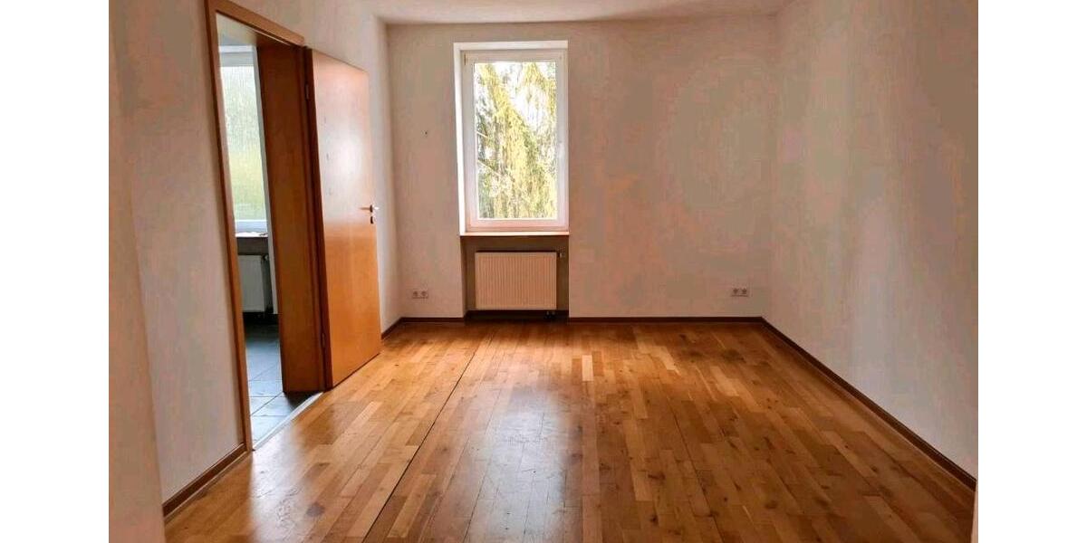 Maisonettenwohnung Püttlingen - 3 Zimmer, 100 m&sup2;, 800&euro; | Angebot:26051598