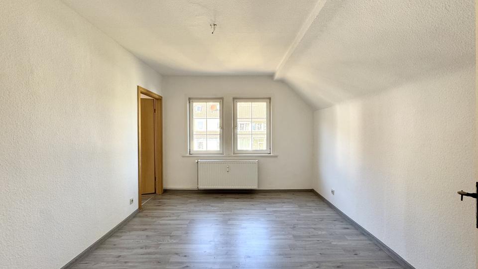 Dachgeschoßwohnung Bad Sachsa - 5 Zimmer, 99 m&sup2;, 650&euro; | Angebot:25375268