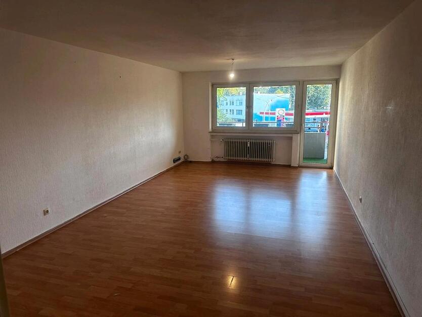 3 Zimmerwohnung renovierungsbedürftig