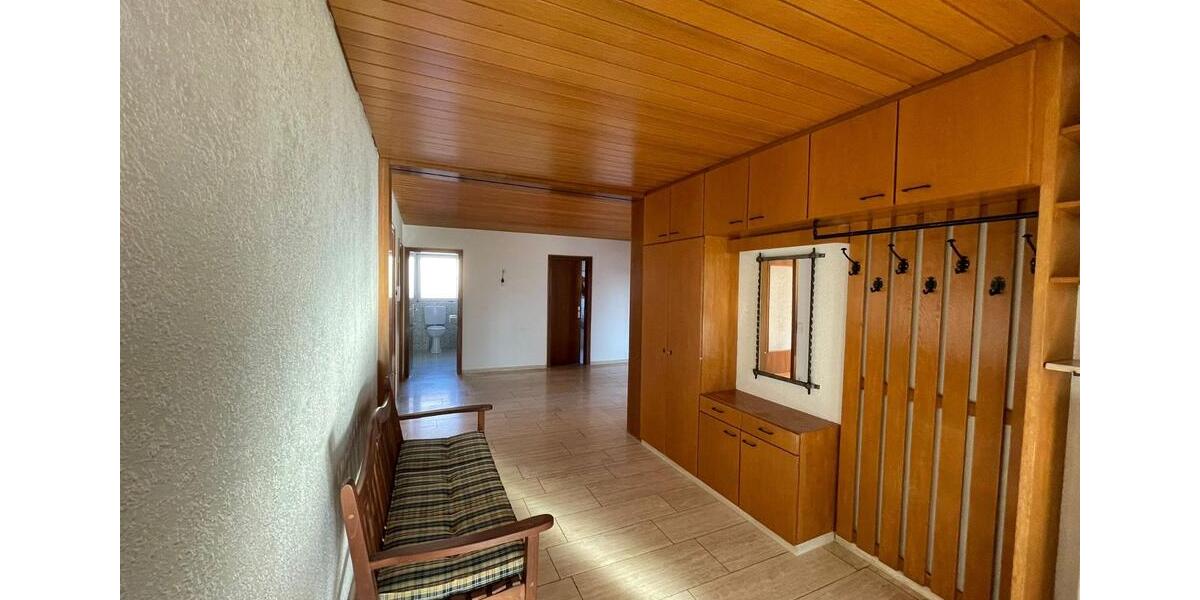 Etagenwohnung Mühlheim an der Donau - 5 Zimmer, 125 m&sup2;, 800&euro; | Angebot:24336667