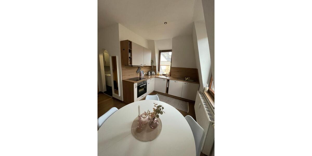 Etagenwohnung Schneeberg - 2 Zimmer, 46 m&sup2;, 350&euro; | Angebot:25220930