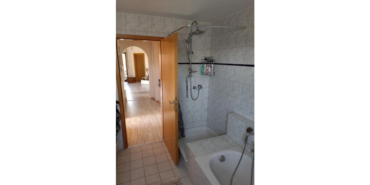 Maisonettenwohnung Rielasingen-Worblingen Worblingen - 4.5 Zimmer, 117 m&sup2;, 1.350&euro; | Angebot:25898456