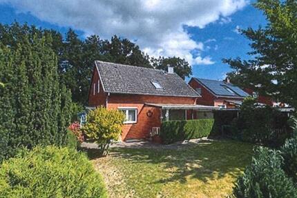 Wohnung Lüneburg - 4 Zimmer, 109 m&sup2;, 1.600&euro; | Angebot:25259240