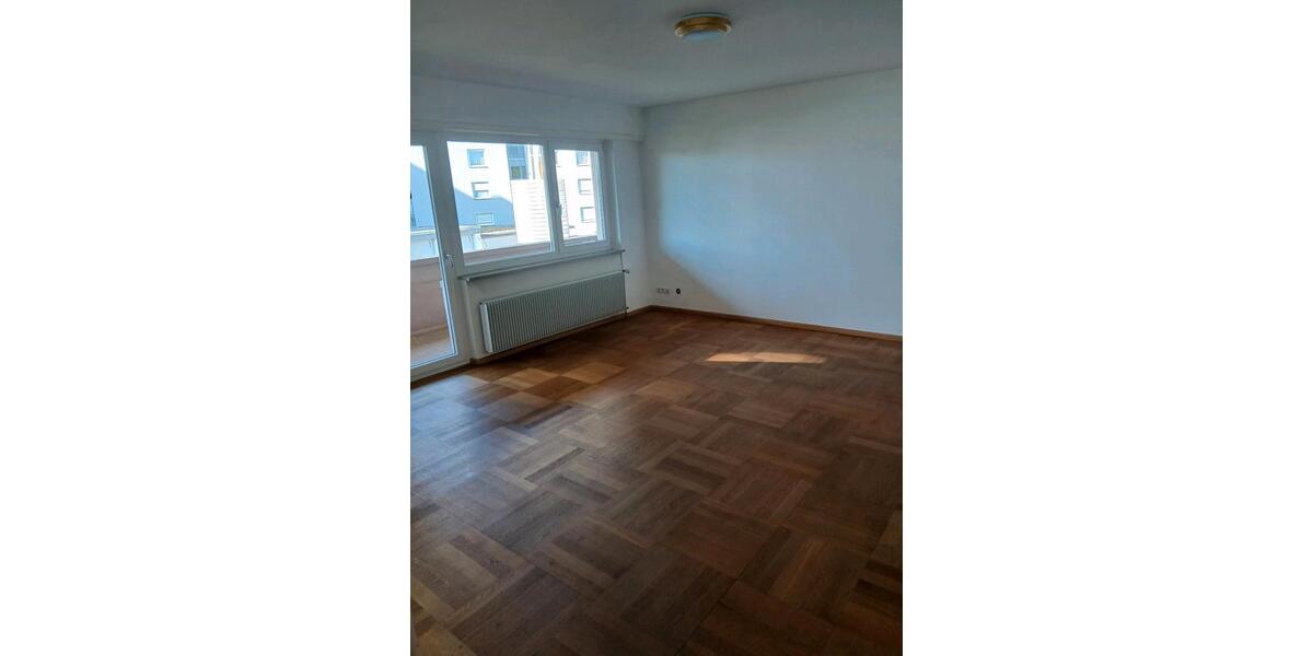 Wohnen auf Zeit Grenzach-Wyhlen Wyhlen - 9 Zimmer, 300 m&sup2;, 399&euro; | Angebot:26153925