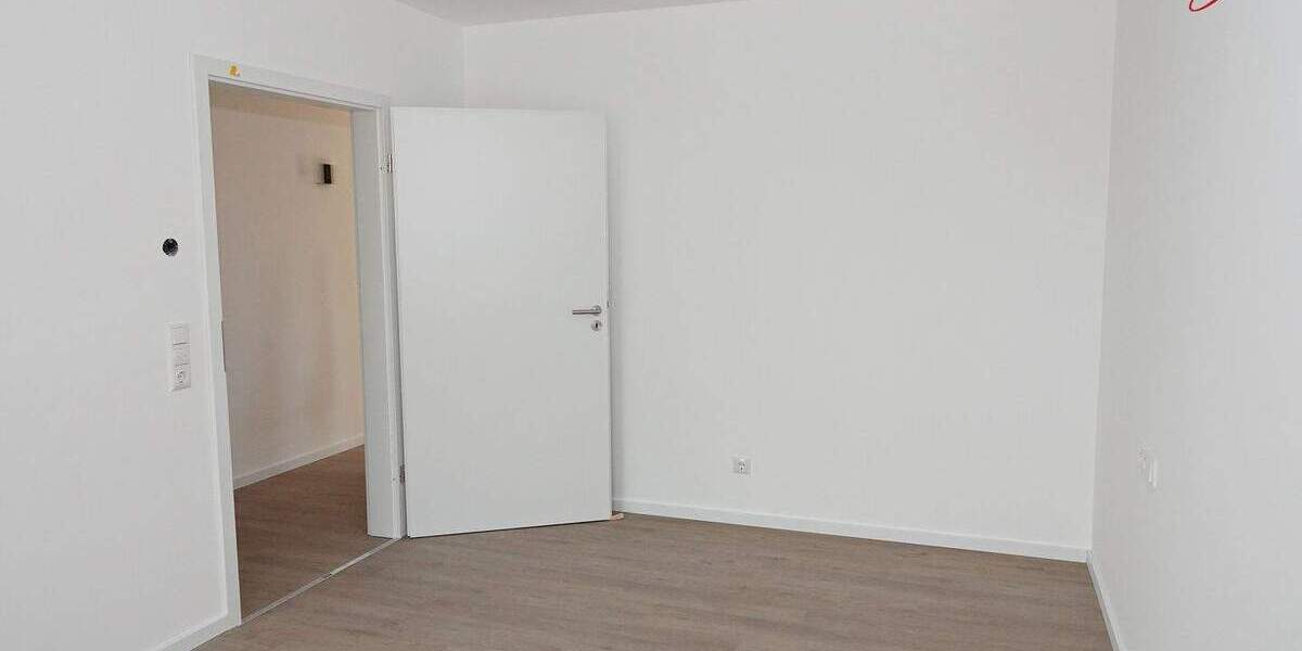 Etagenwohnung Esens - 3 Zimmer, 92 m&sup2;, 990&euro; | Angebot:25670229