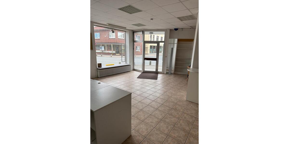 Gewerbeobjekt Nordenham - 700&euro; | Angebot:26092355