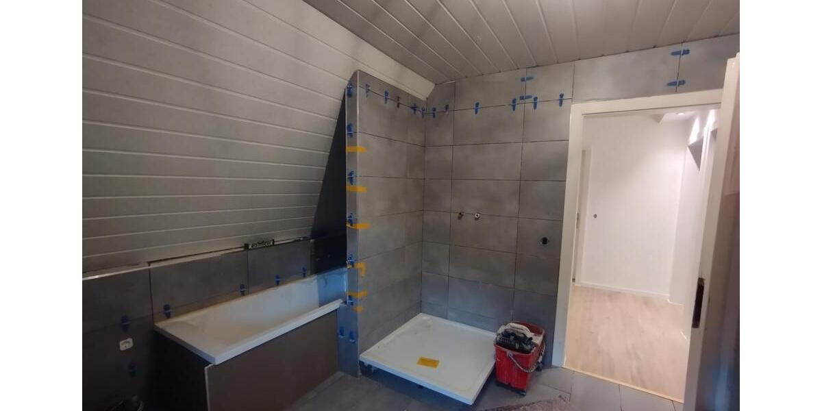 Dachgeschoßwohnung Krombach - 4.5 Zimmer, 94 m&sup2;, 1.010&euro; | Angebot:25951771