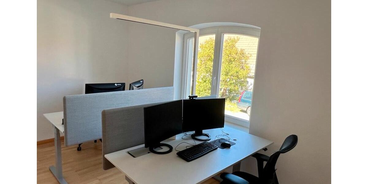 Wohnung, Mietwohnung, Haus, Mehrparteien-Haus, 4 Zimmer 4.5 zimmer