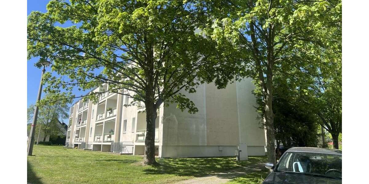 Etagenwohnung Dorfhain - 3 Zimmer, 67 m&sup2;, 399&euro; | Angebot:25301780