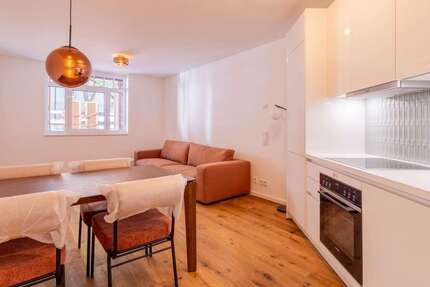 Wohnung München Schwabing-Freimann - 3 Zimmer, 64 m&sup2;, 2.150&euro; | Angebot:27300274