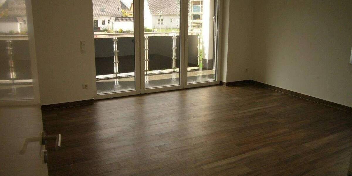 Etagenwohnung Stralsund Tribseer - 3 Zimmer, 90 m&sup2;, 1.170&euro; | Angebot:26885962