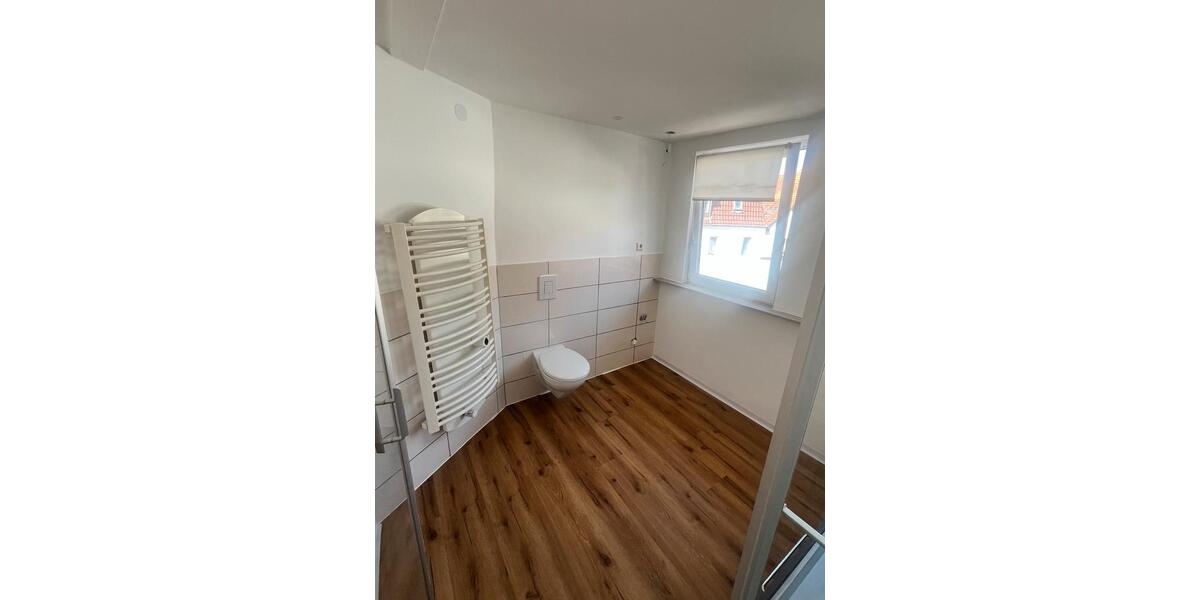 Etagenwohnung Bad Salzuflen Ehrsen-Breden - 4 Zimmer, 130 m&sup2;, 750&euro; | Angebot:26700879
