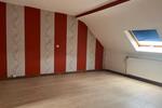 Dachgeschoßwohnung Sankt Ingbert - 3 Zimmer, 80 m&sup2;, 700&euro; | Angebot:26463375