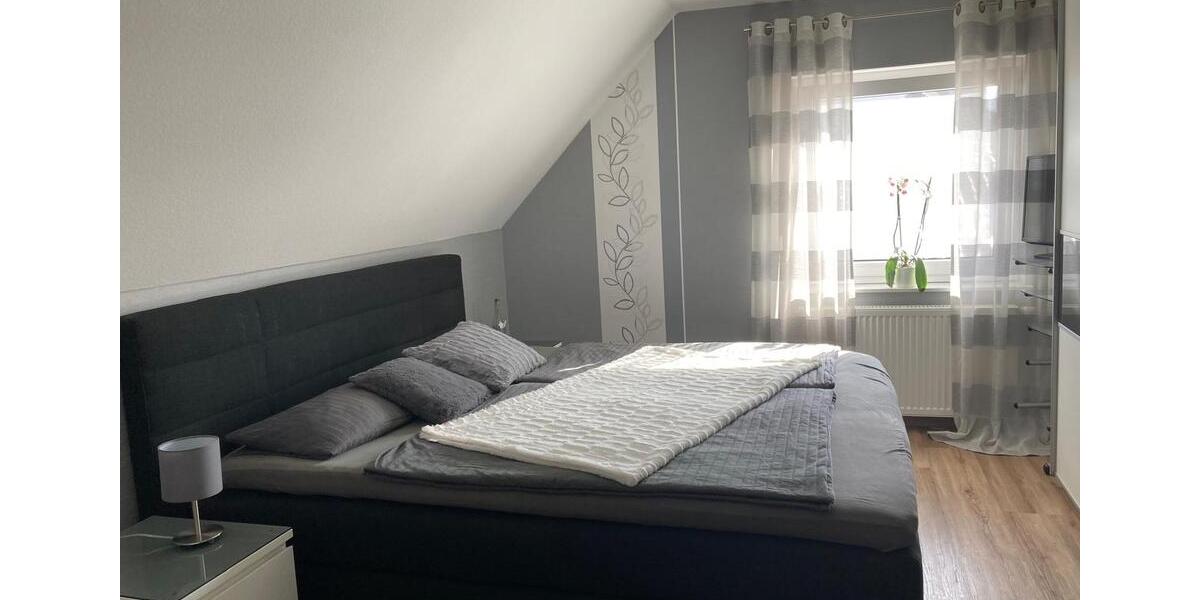 Dachgeschoßwohnung Fulda Kohlhaus - 4 Zimmer, 145 m&sup2;, 1.200&euro; | Angebot:25997863