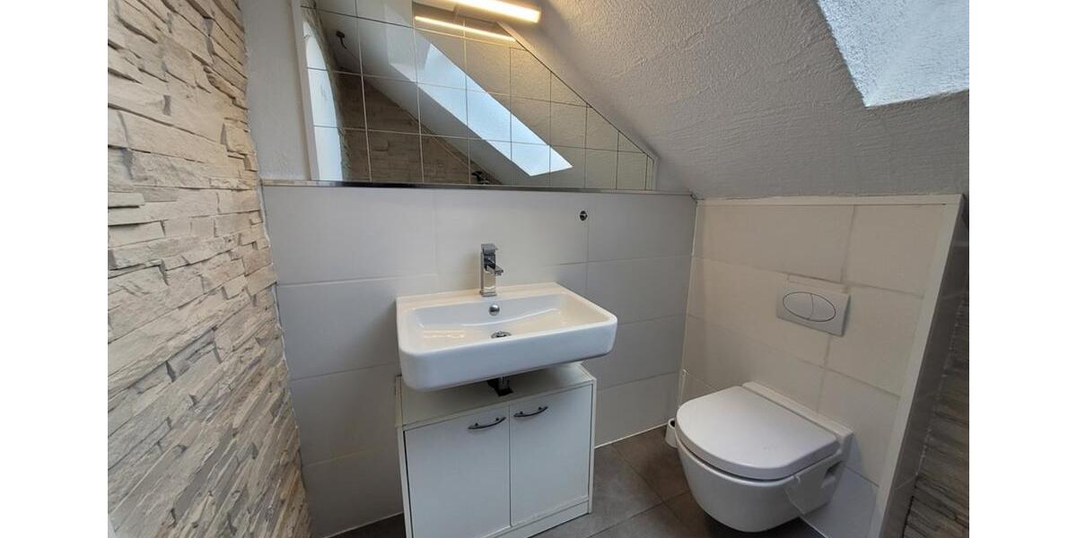 Dachgeschoßwohnung Waiblingen Bittenfeld - 3 Zimmer, 50 m&sup2;, 700&euro; | Angebot:25097395