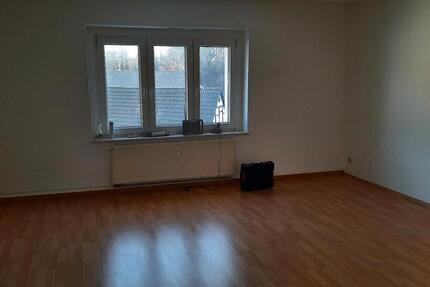 Wohnung Meerane - 3 Zimmer, 80 m&sup2;, 360&euro; | Angebot:25810289