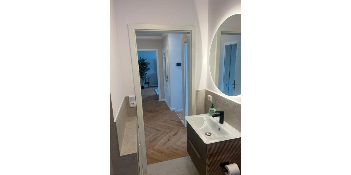 Etagenwohnung Braunschweig Lehndorf-Watenbüttel - 4 Zimmer, 150 m&sup2;, 2.400&euro; | Angebot:25948877