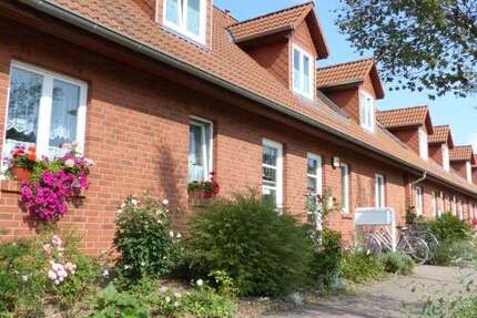 Wohnung Schwerin Lankow - 2 Zimmer, 57 m&sup2;, 410&euro; | Angebot:27113491