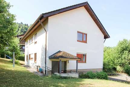 Wohnung Waldkirch - 3 Zimmer, 80 m&sup2;, 1.200&euro; | Angebot:27112426